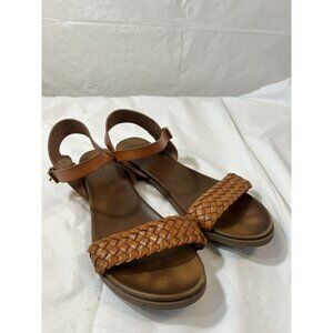 Rock & candy by Zigi Cartar leather sandal size 9